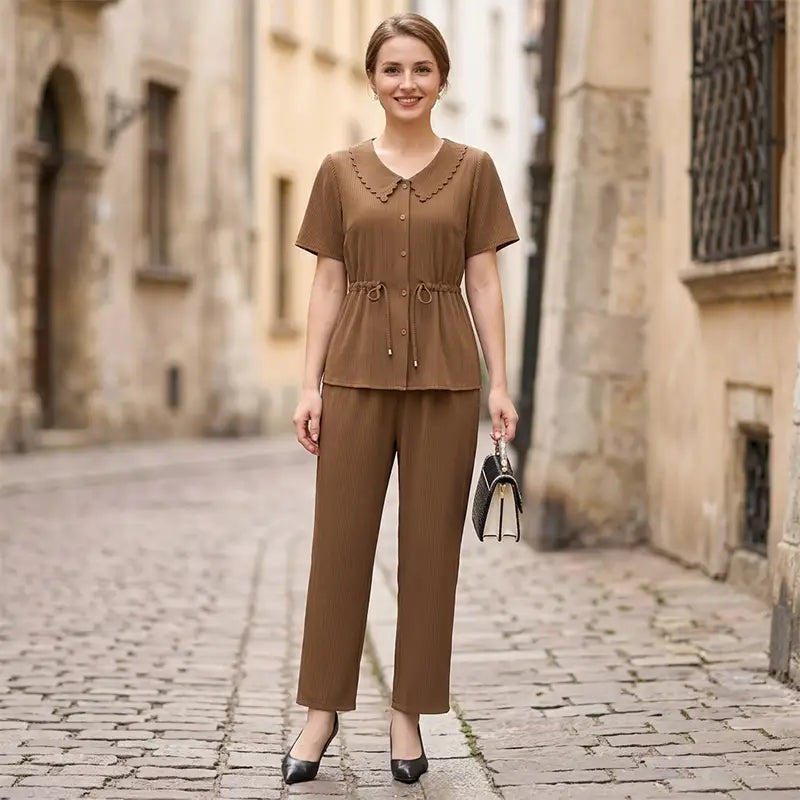 【S-4XL】Costum Elegant de Vară pentru Doamne (Bluză + Pantalon) – Croială inteligentă care subțiază silueta și ascunde burtica, oferind un plus de rafinament!